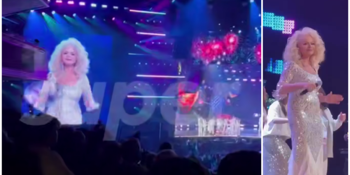 Долина появилась на сцене впервые после суда. Долго не пробыла, пришлось быстро ретироваться Долина появилась на сцене впервые после суда. Долго не пробыла, пришлось быстро ретироваться