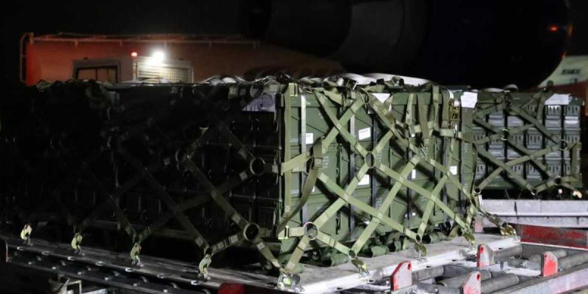 На Украину доставлено 90 тонн летального оружия из США