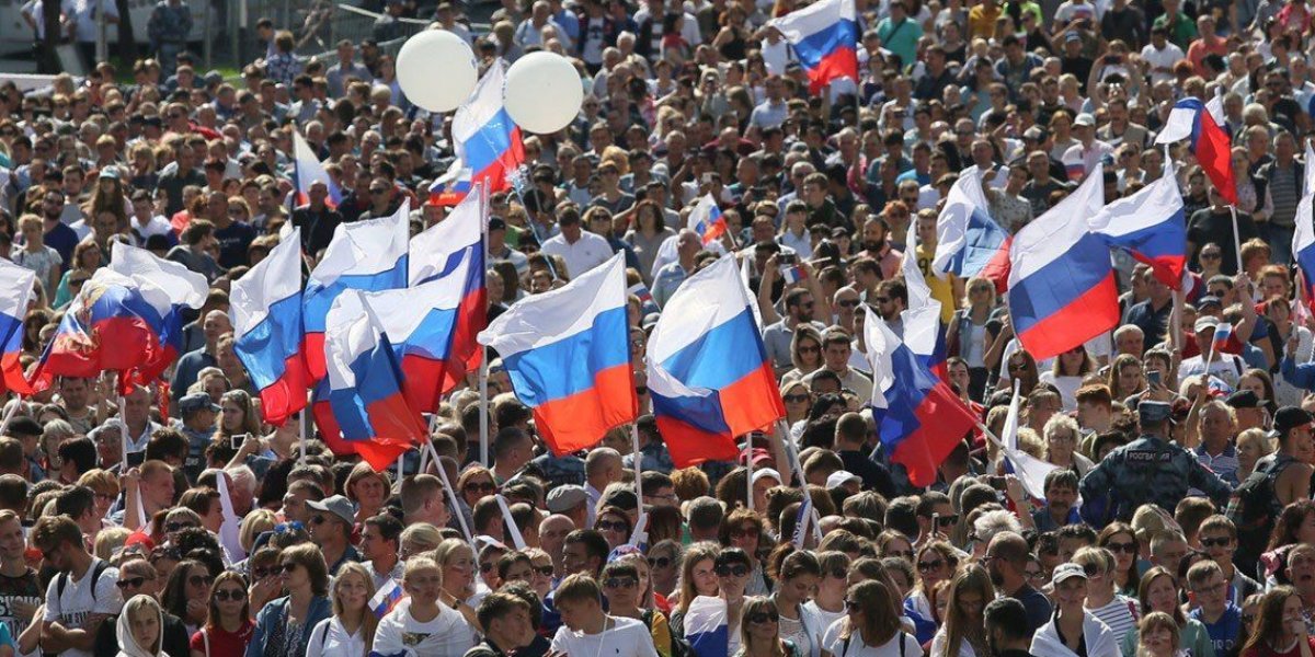 «Загнал себя в угол»: россияне поставили на место обиженного на Кучеру Назарова
