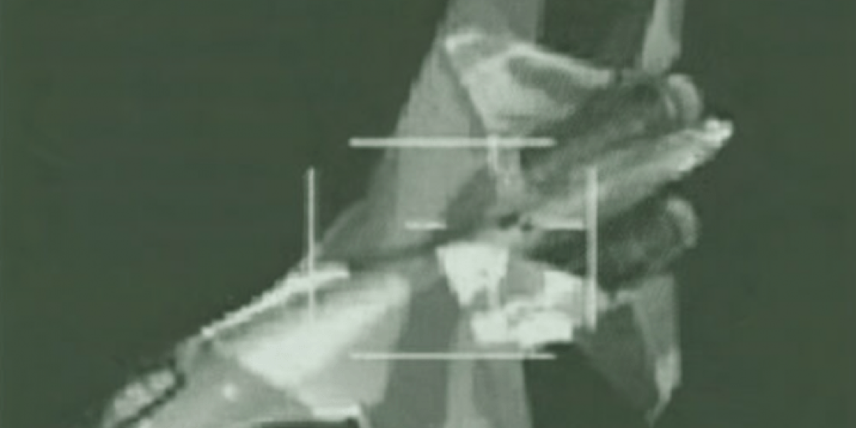 Су-35 впервые опасно столкнулись с французскими Рафалями «лоб в лоб» и взяли друг друга в прицел.Встреча, которую долго ждали