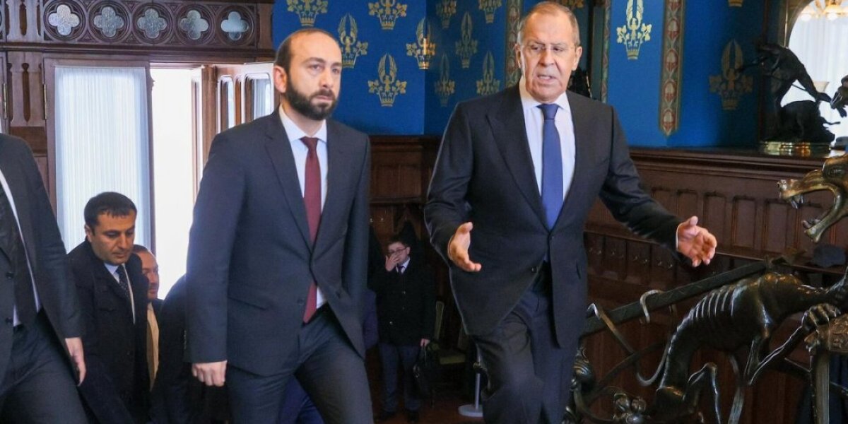 Мария Захарова жестко ответила Пашиняну