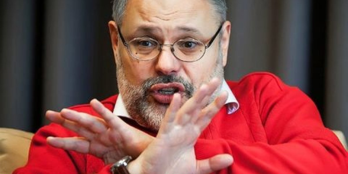 Трамп готов дистанцироваться: Хазин предсказал крах переговоров по Украине Трамп готов дистанцироваться: Хазин предсказал крах переговоров по Украине