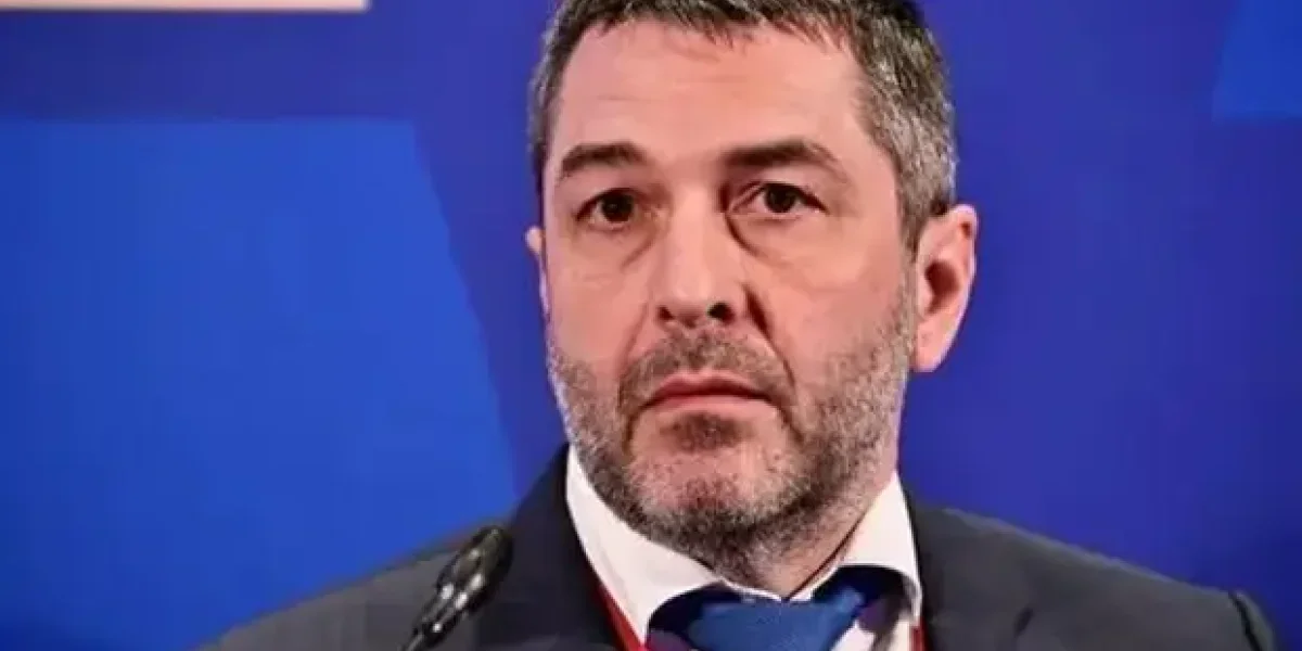 Макрон готов бросить на Украину уже 50 тысяч солдат. Французский эксперт: «У нас есть только 20» Макрон готов бросить на Украину уже 50 тысяч солдат. Французский эксперт: «У нас есть только 20»