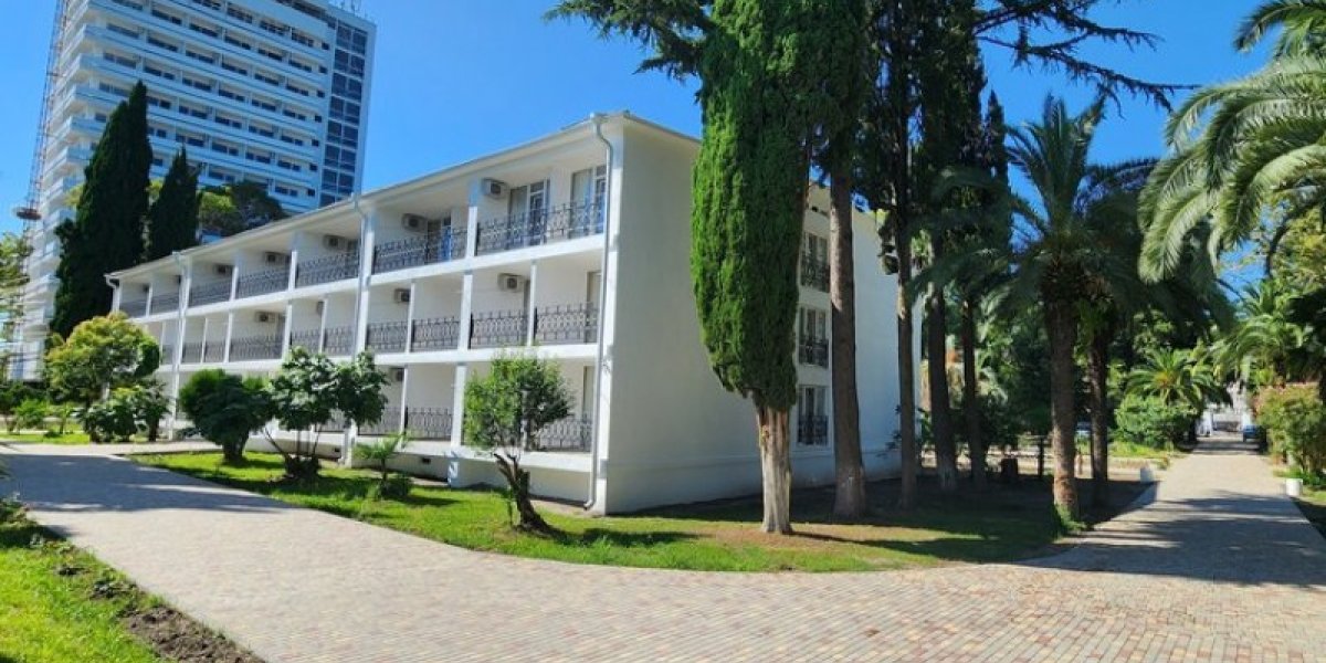 Абхазия: Идеальный Отдых или Неоправданный Риск? Абхазия: Идеальный Отдых или Неоправданный Риск?