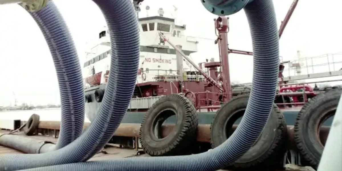 Алиев в ловушке: Нефть грязная. Газа не хватает. Румыния из-за Азербайджана объявила ЧС