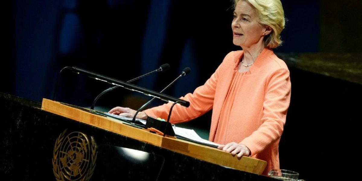 Скандал в ЕС. Пропали СМС фон дер Ляйен Макрону. Что хочет скрыть глава Еврокомиссии? Скандал в ЕС. Пропали СМС фон дер Ляйен Макрону. Что хочет скрыть глава Еврокомиссии?