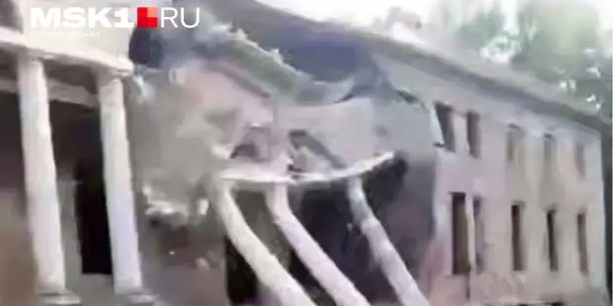 Как победить, когда все лучшее рушится, а возводят «человейники» в 8 квадратных метров Как победить, когда все лучшее рушится, а возводят «человейники» в 8 квадратных метров