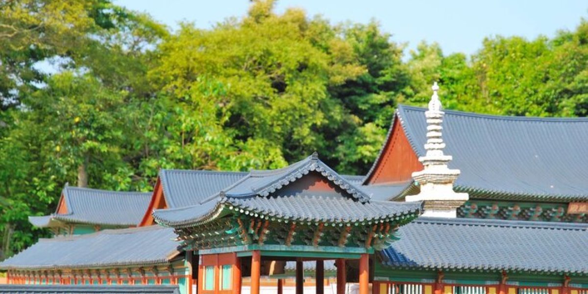 Октябрьская Азия: как россияне могут сэкономить на отдыхе при рекордном падении цен на отели Октябрьская Азия: как россияне могут сэкономить на отдыхе при рекордном падении цен на отели