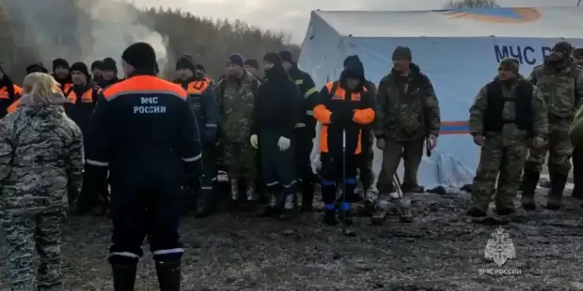 Зря искали, они давно уже уехали на машине! Новый поворот в деле семьи Усольцевых. Информацию засекретили Зря искали, они давно уже уехали на машине! Новый поворот в деле семьи Усольцевых. Информацию засекретили