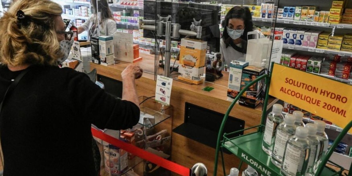 «Экономим на здоровье, чтобы хватило на продукты»: в Госдуме предложили компенсировать россиянам траты на лекарства