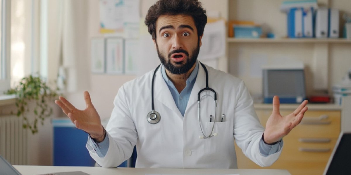 Кадровый кризис в белых халатах: кто на самом деле лечит россиян в государственных клиниках?