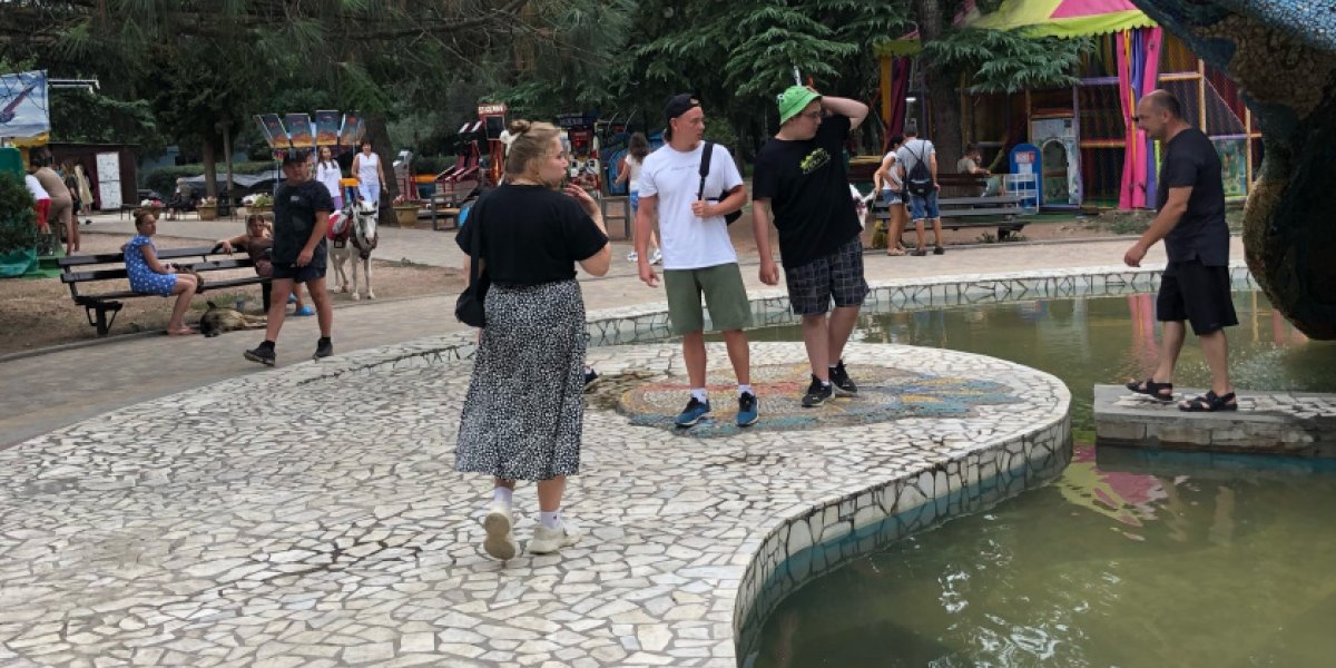 Страны, где туристам не рады: почему местные жители устали от путешественников Страны, где туристам не рады: почему местные жители устали от путешественников