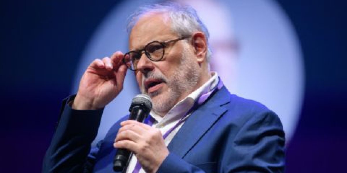 Повышение НДС до 22%: как рост налога ударит по карману россиян и малому бизнесу Повышение НДС до 22%: как рост налога ударит по карману россиян и малому бизнесу