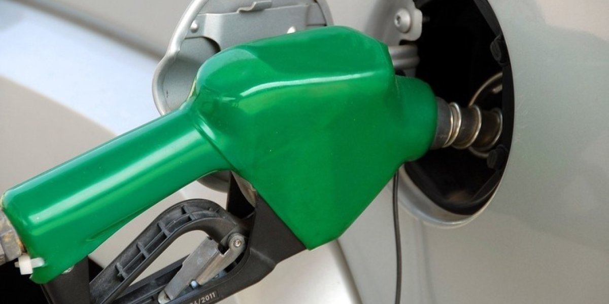 Рекордный скачок: почему бензин в России достиг исторического максимума и что ждет автовладельцев Рекордный скачок: почему бензин в России достиг исторического максимума и что ждет автовладельцев