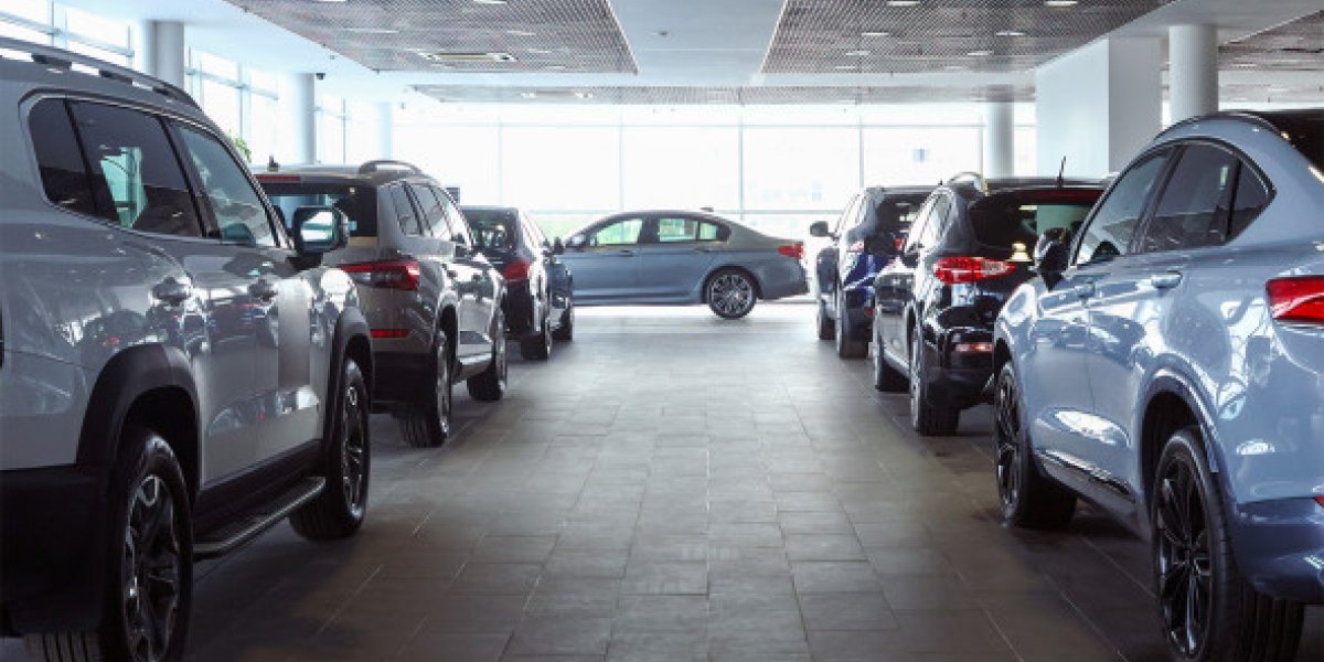 Почему цены на российские автомобили не упадут в 2026 году: анализ структурного кризиса автопрома Почему цены на российские автомобили не упадут в 2026 году: анализ структурного кризиса автопрома