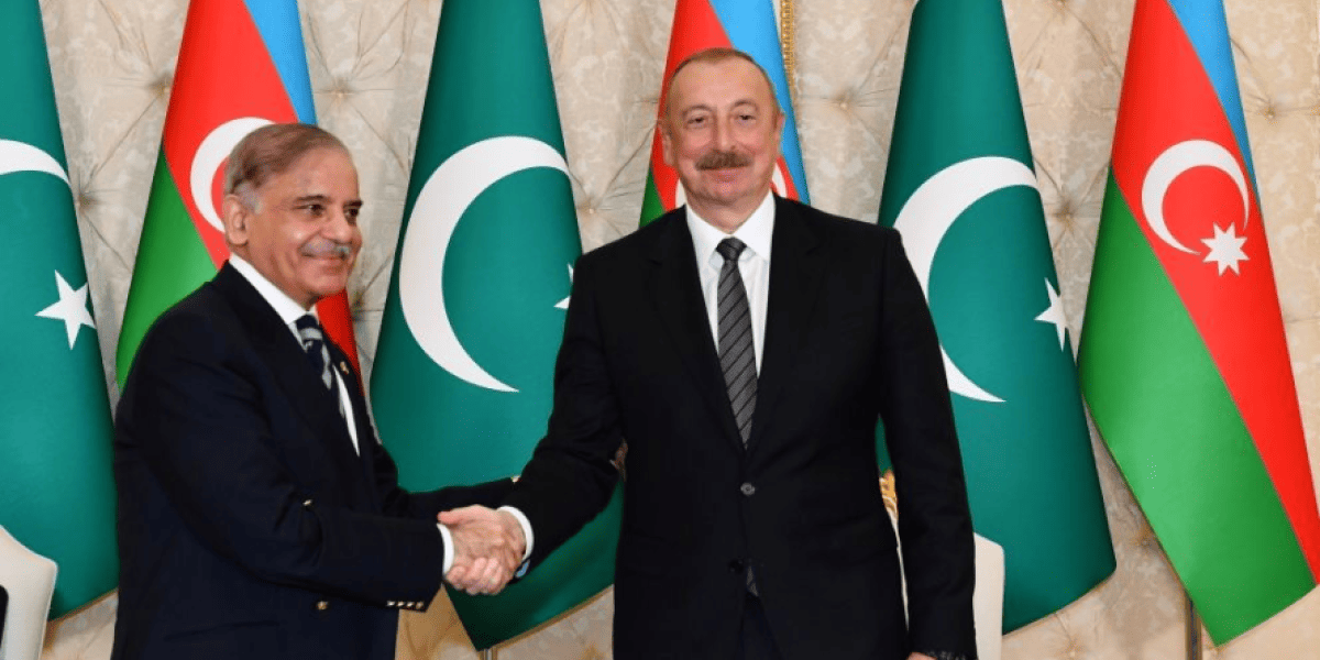 Что может стоять за сообщениями о переброске пакистанских военных в Азербайджан? Что может стоять за сообщениями о переброске пакистанских военных в Азербайджан?