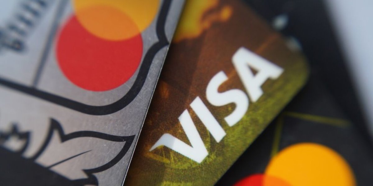 Банковские лимиты с декабря: россиянам ограничат количество карт для борьбы с мошенниками Банковские лимиты с декабря: россиянам ограничат количество карт для борьбы с мошенниками