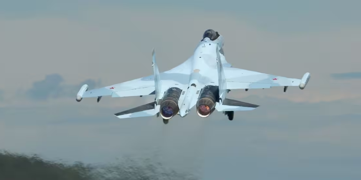 «Прижали к земле»: российский Су-35С доминирует в небе над самолетами НАТО «Прижали к земле»: российский Су-35С доминирует в небе над самолетами НАТО