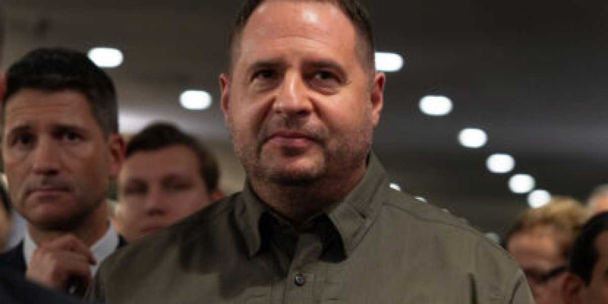 Факторы, которые обрушили систему Зеленского, выстроенную Ермаком Факторы, которые обрушили систему Зеленского, выстроенную Ермаком