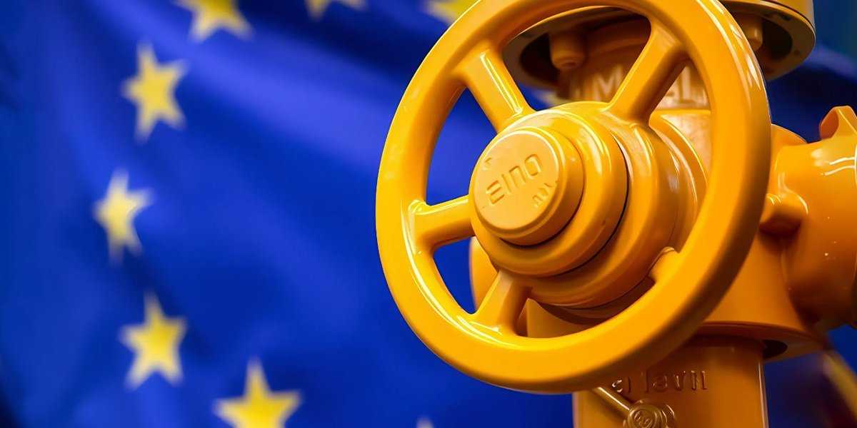 EC выделил Москве 213 млрд: во Франции пришли в ярость от гигантских выплат России EC выделил Москве 213 млрд: во Франции пришли в ярость от гигантских выплат России