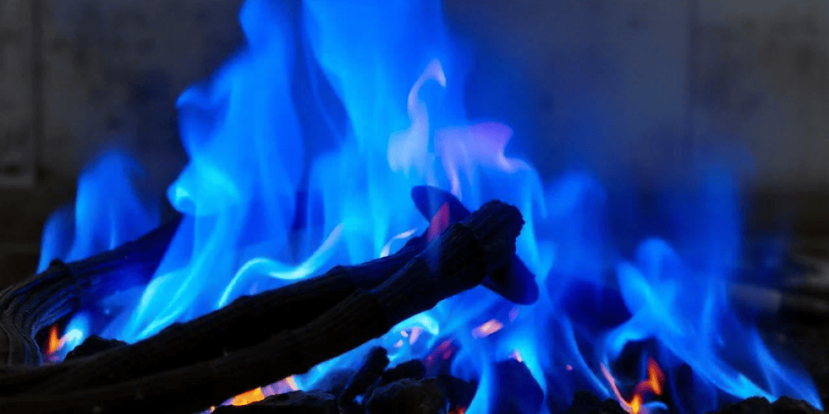 Европа бьёт рекорды: зима ещё не стучится, а газ уже тает Европа бьёт рекорды: зима ещё не стучится, а газ уже тает