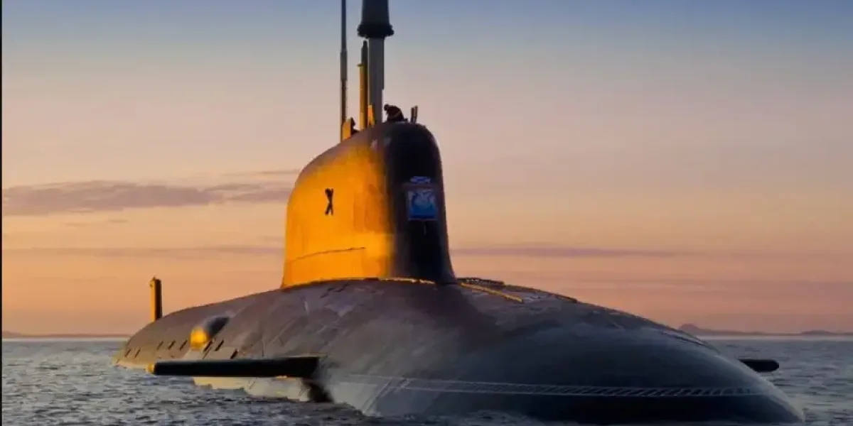 Российская ударная субмарина проекта «Ясень» с гиперзвуковыми ракетами уже на заднем дворе США Российская ударная субмарина проекта «Ясень» с гиперзвуковыми ракетами уже на заднем дворе США