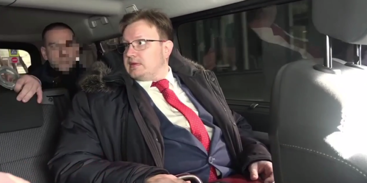 Шпион в МИД получил странное наказание. Народ не поверил: «Вы серьёзно? Обманутым детям за поджог больше дают!» Шпион в МИД получил странное наказание. Народ не поверил: «Вы серьёзно? Обманутым детям за поджог больше дают!»