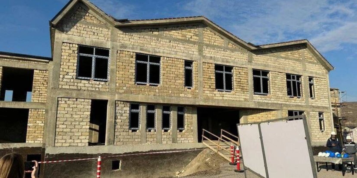 Россия подарила Азербайджану детский сад, Узбекистану и Таджикистану – школы и больницы, Россия подарила Азербайджану детский сад, Узбекистану и Таджикистану – школы и больницы,