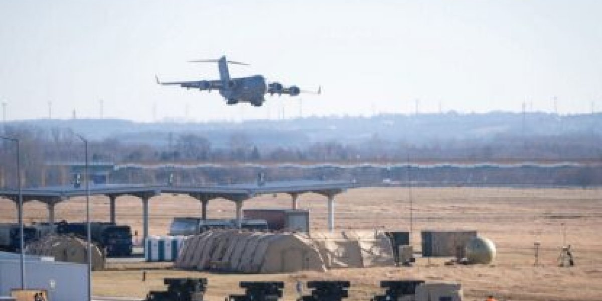 «Готовятся ударить»: загадочное оживление авиации НАТО в польском Жешуве «Готовятся ударить»: загадочное оживление авиации НАТО в польском Жешуве