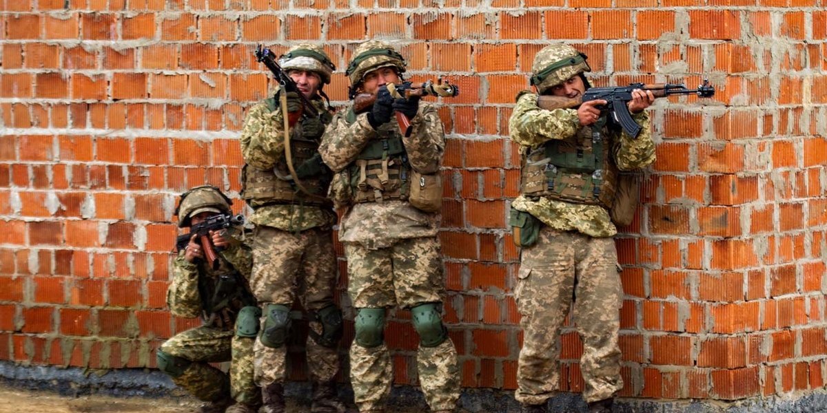 Франция и Британия готовят отправку до 15 тысяч военных на Украину Франция и Британия готовят отправку до 15 тысяч военных на Украину
