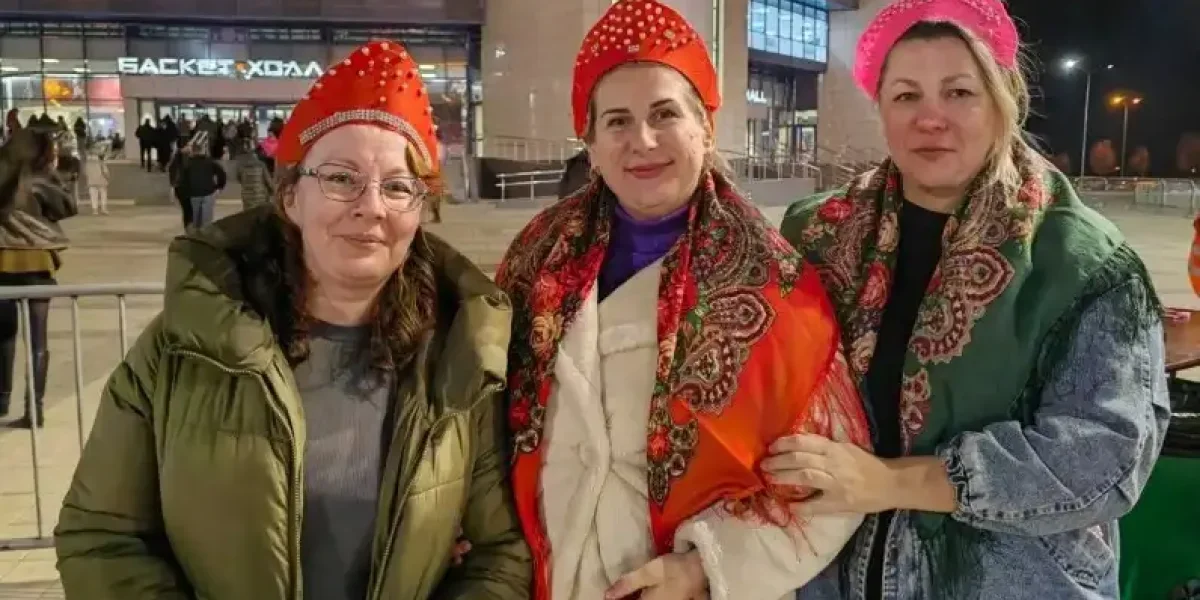 «Отдала 9 тысяч за билет, чтобы послушать бездарного сынка под фанеру»: концерт Кадышевой в Краснодаре закончился громким скандалом «Отдала 9 тысяч за билет, чтобы послушать бездарного сынка под фанеру»: концерт Кадышевой в Краснодаре закончился громким скандалом