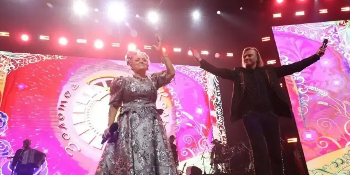 «Отдала 9 тысяч за билет, чтобы послушать бездарного сынка под фанеру»: концерт Кадышевой в Краснодаре закончился громким скандалом «Отдала 9 тысяч за билет, чтобы послушать бездарного сынка под фанеру»: концерт Кадышевой в Краснодаре закончился громким скандалом